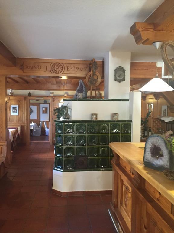 Hotel Restaurant Grune Au Poellau Extérieur photo